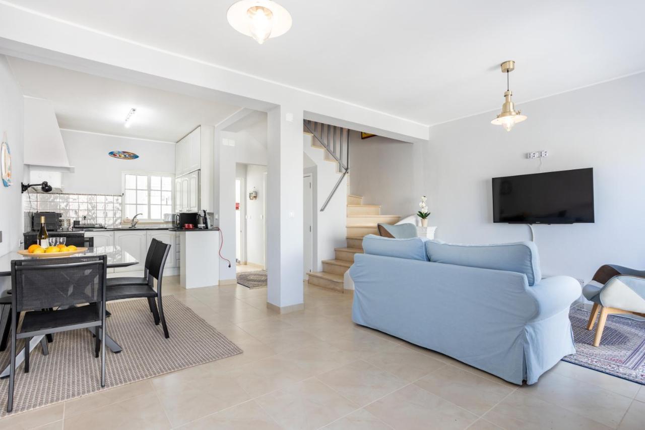 Newly Renovated 2 Bedroom Townhouse - Close To Salema Beach 外观 照片