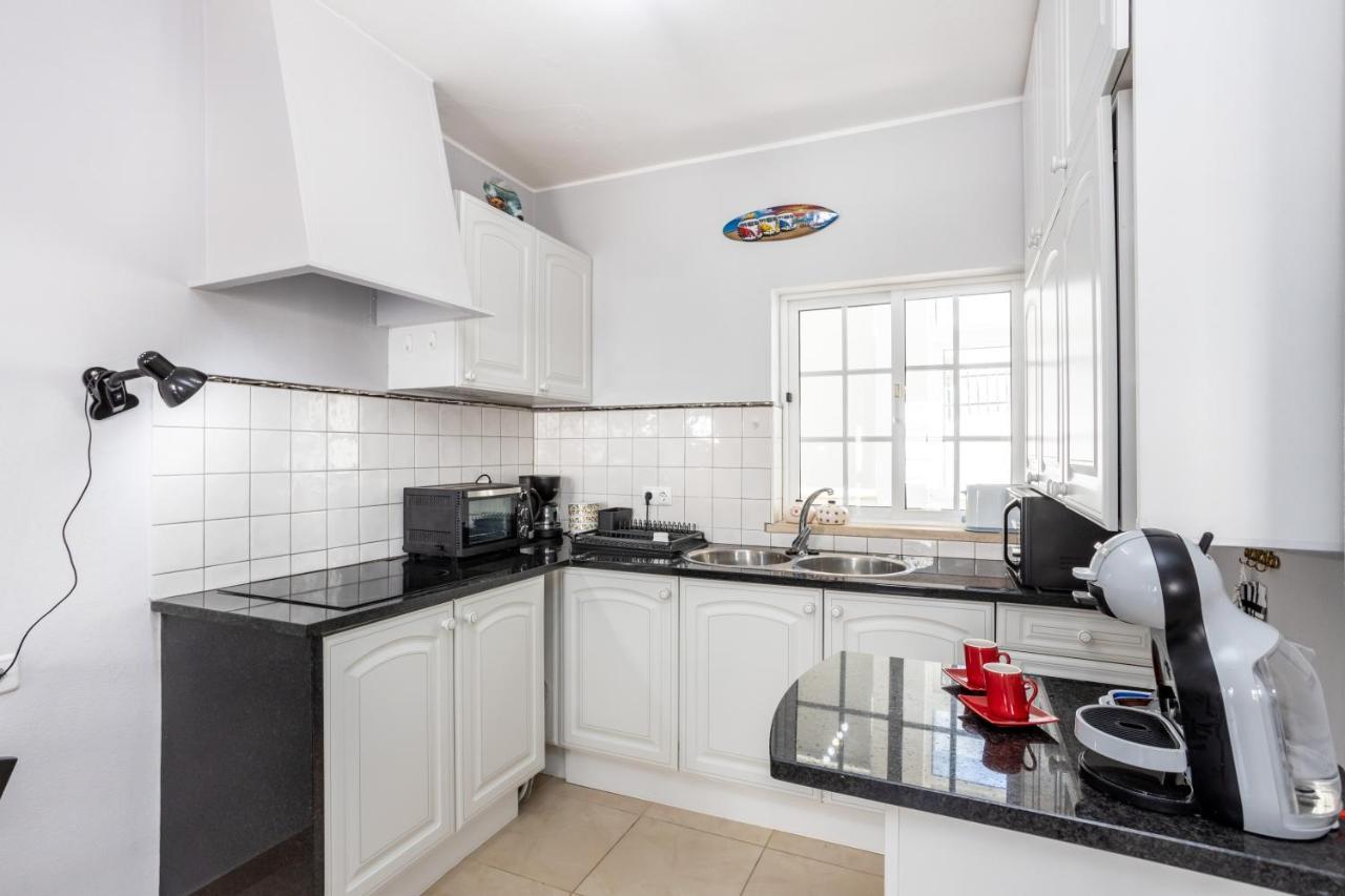 Newly Renovated 2 Bedroom Townhouse - Close To Salema Beach 外观 照片