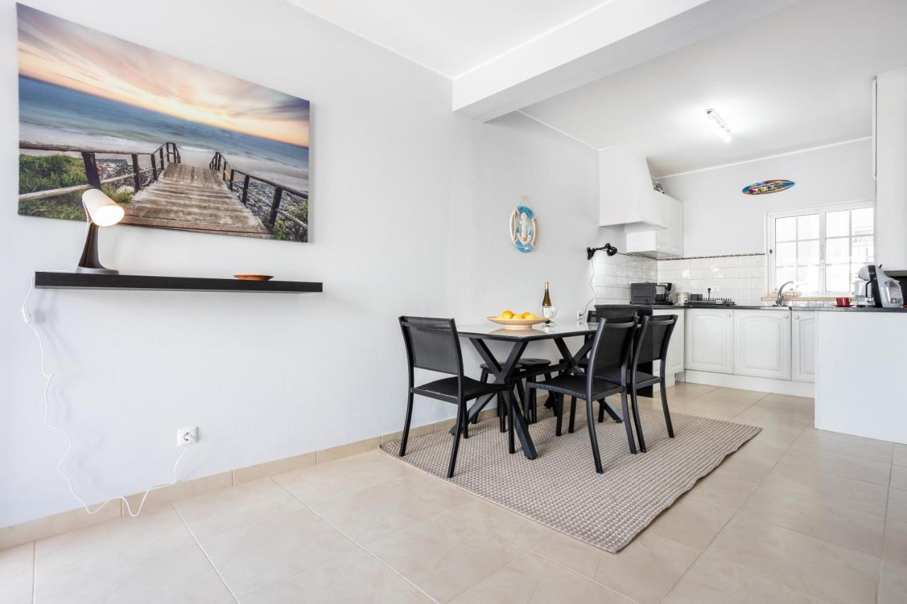 Newly Renovated 2 Bedroom Townhouse - Close To Salema Beach 外观 照片